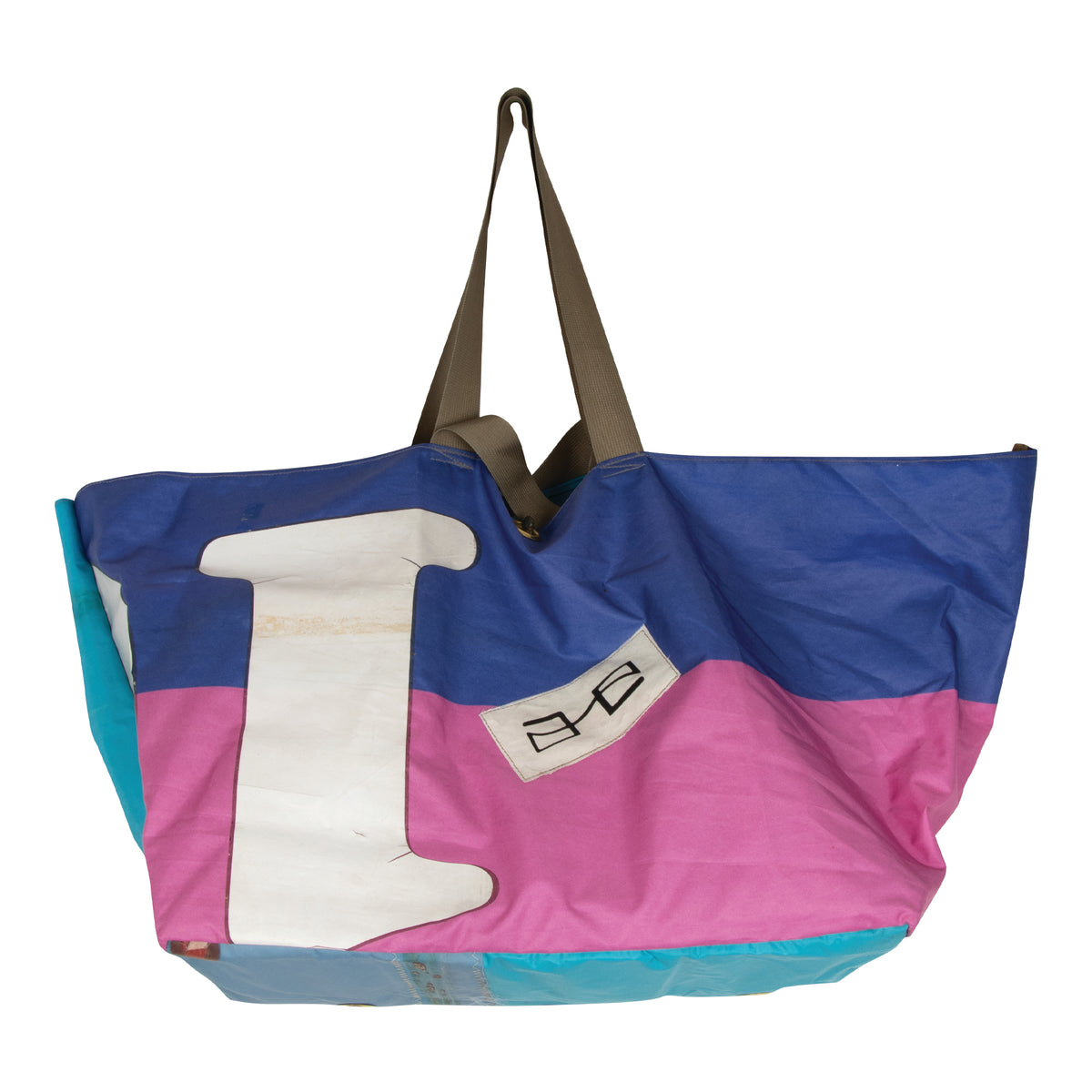 gH ~ FLIGHT TOTE